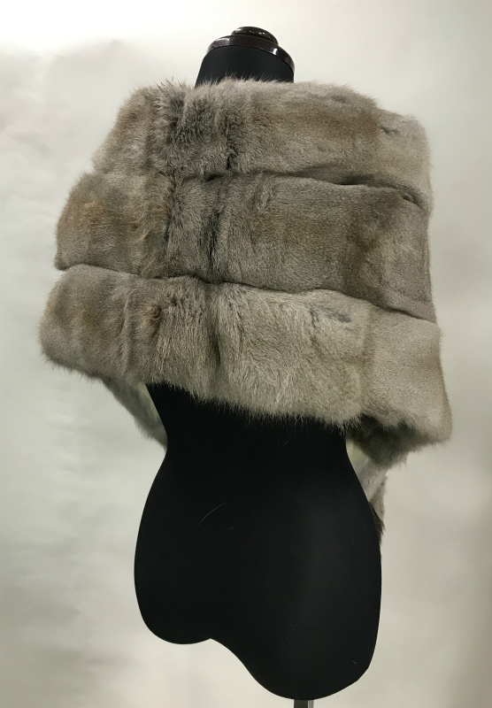 掘り出し物・訳あり品 > ロシア産 リス ストール